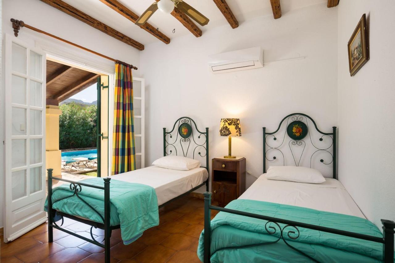 Villa Angelos Acharavi  Bagian luar foto