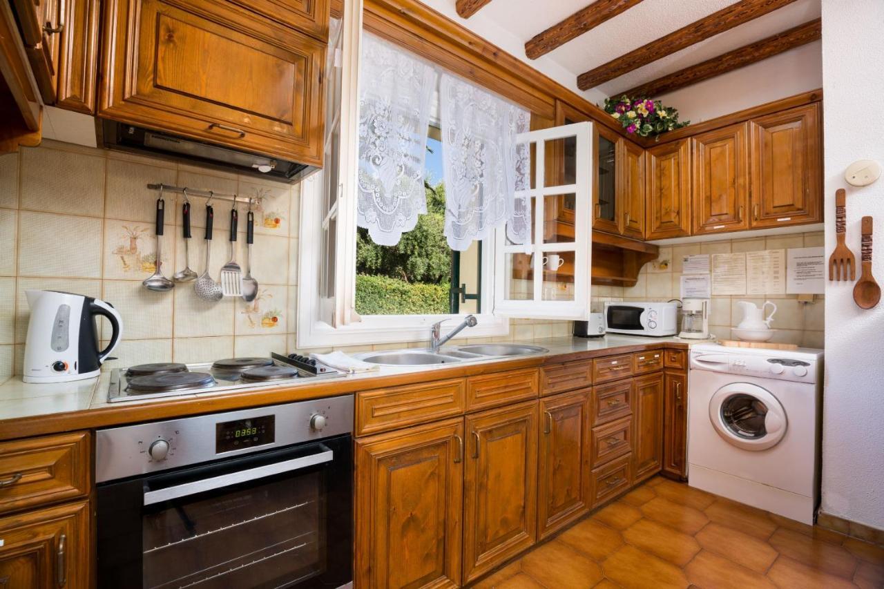 Villa Angelos Acharavi  Bagian luar foto
