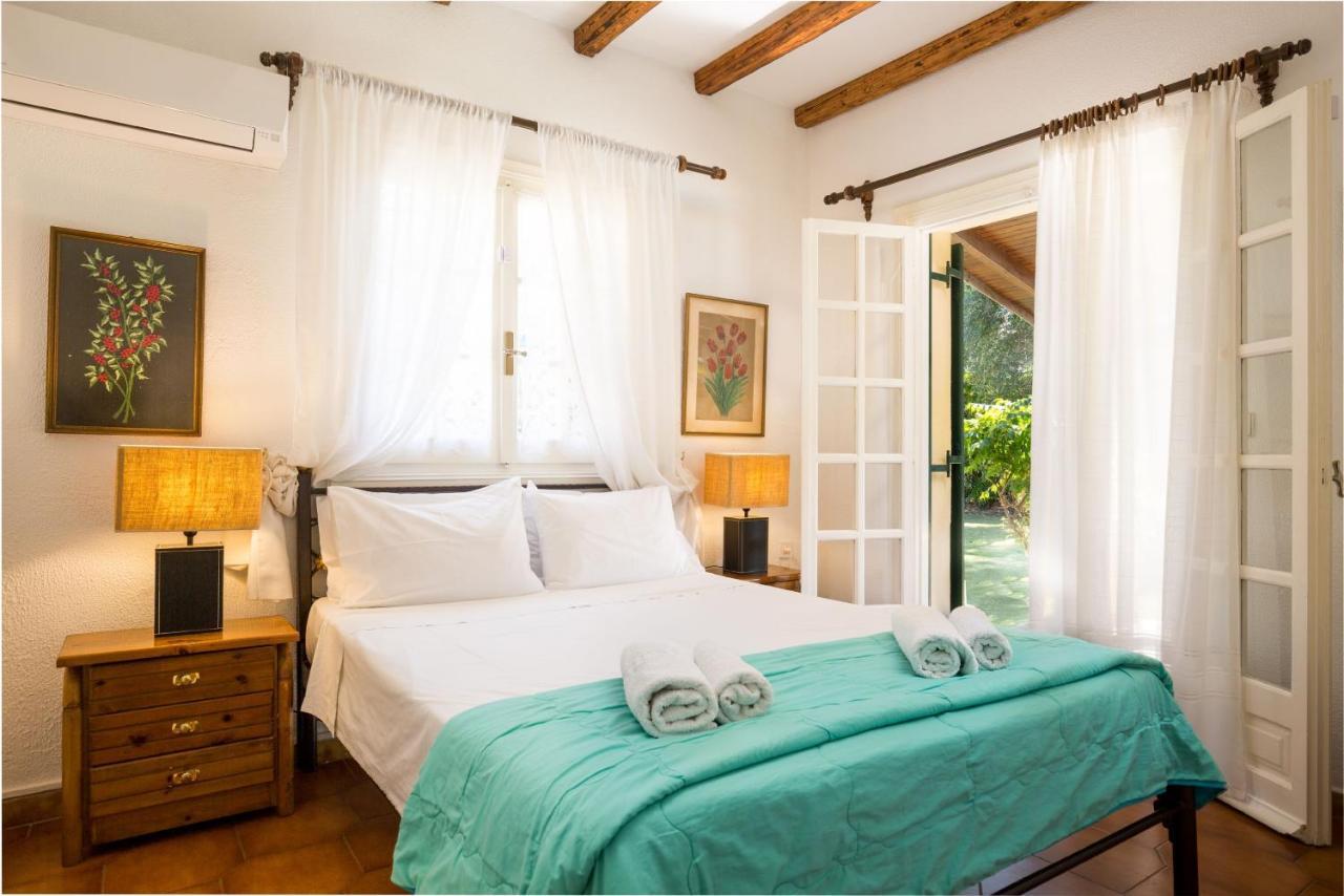 Villa Angelos Acharavi  Bagian luar foto